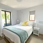 Kalk Bay Stylish 2 Bed Seaviews Garden Bbq Pool 4Sjt